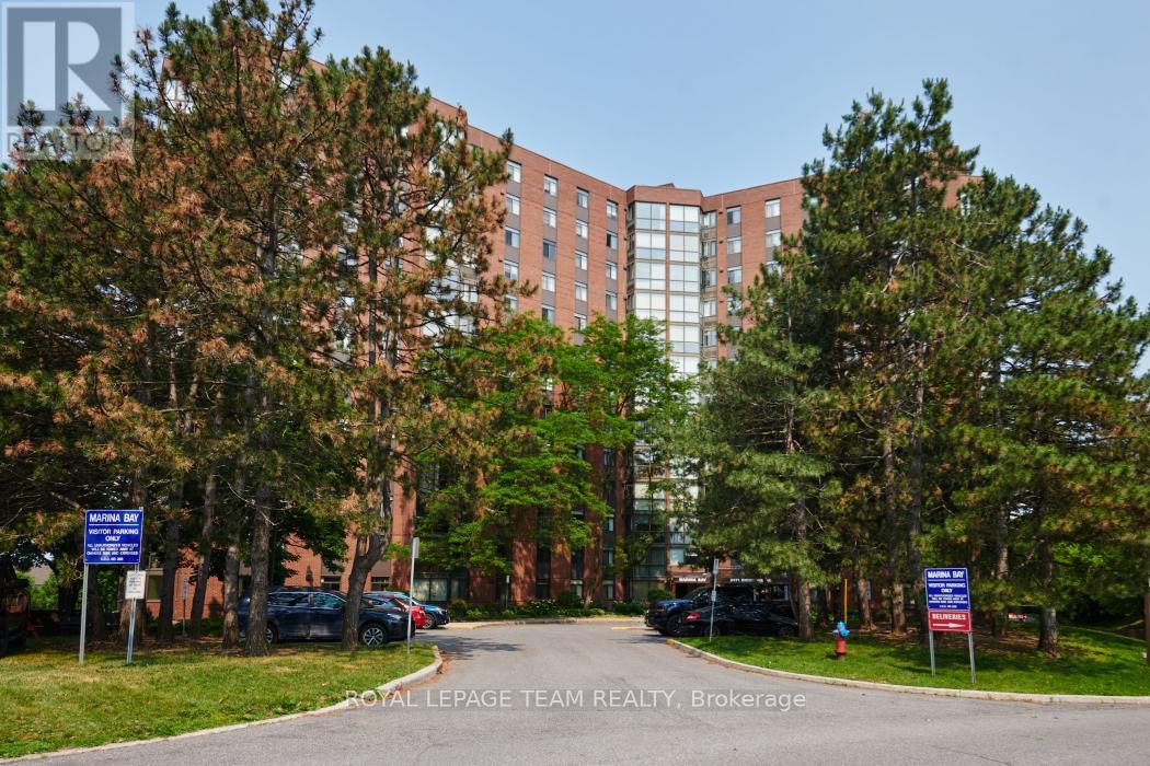 904 - 2871 Richmond Road