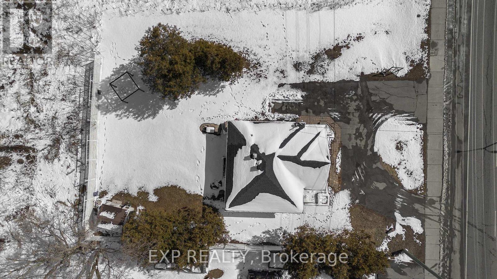 2147 Mer Bleue Road