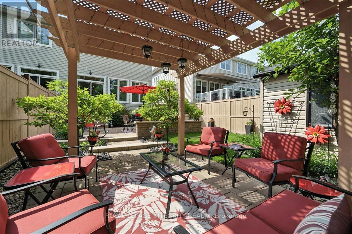 653 Cartographe Street