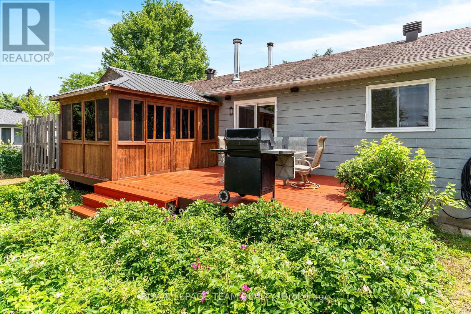 106 Porcupine Trail