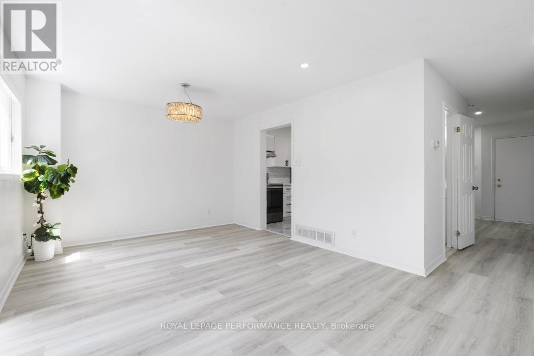 1416 Caravel Crescent