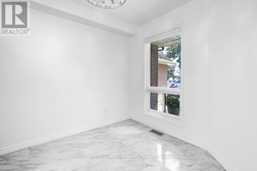 1416 Caravel Crescent
