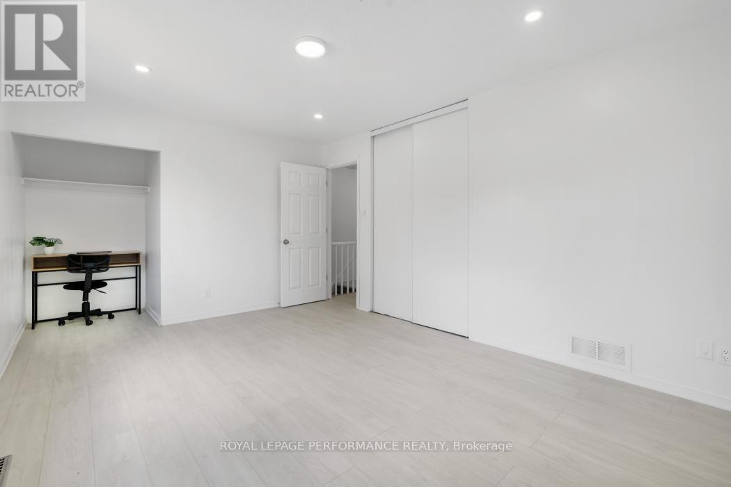 1416 Caravel Crescent