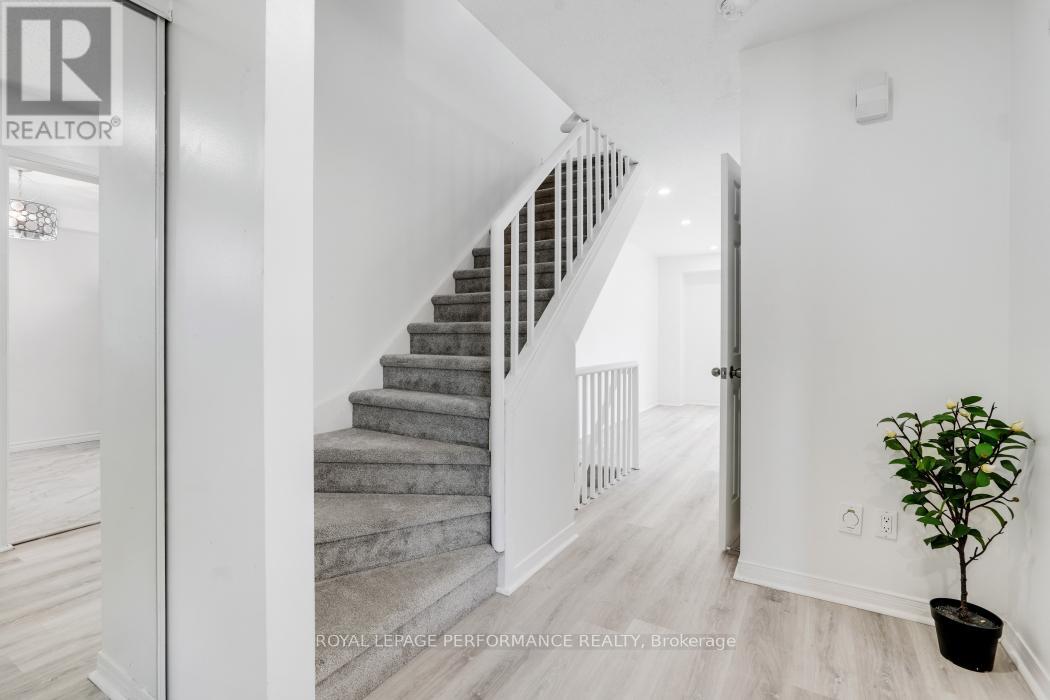 1416 Caravel Crescent