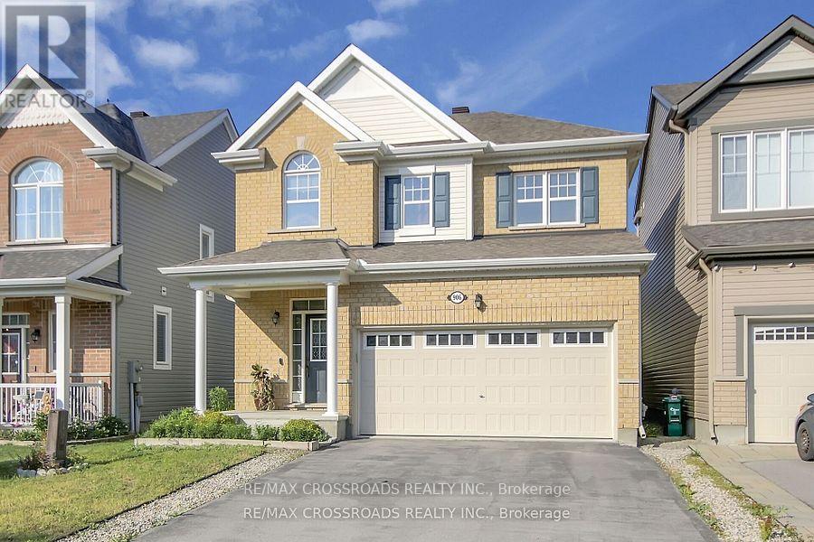 906 Whimbrel Way