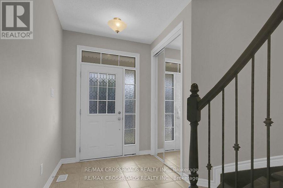 906 Whimbrel Way