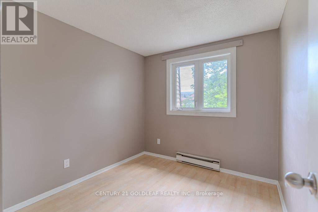 1342 Cedarcroft Crescent