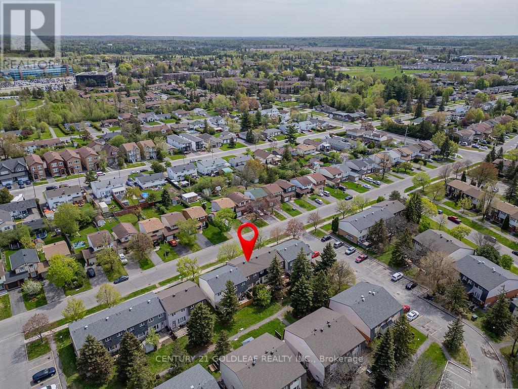 1342 Cedarcroft Crescent