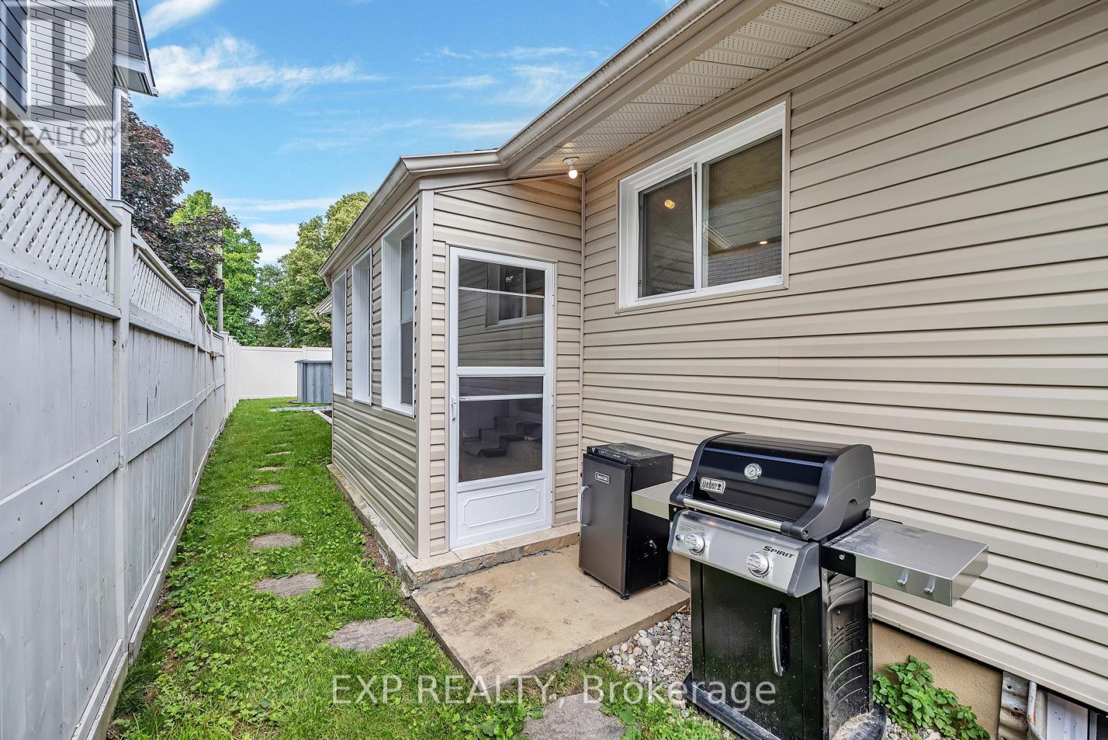 936 Blythdale Road