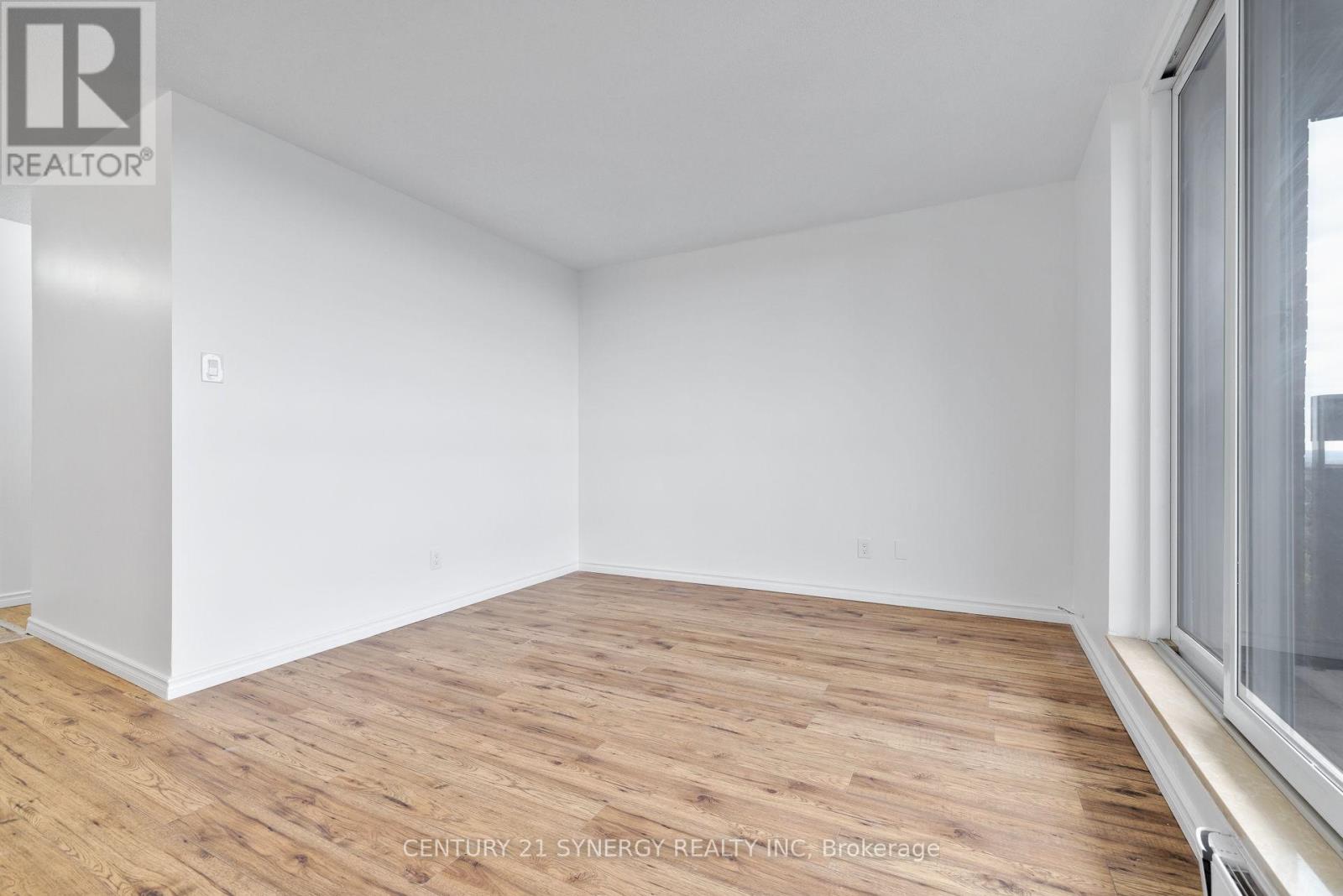 1410 - 2020 Jasmine Crescent