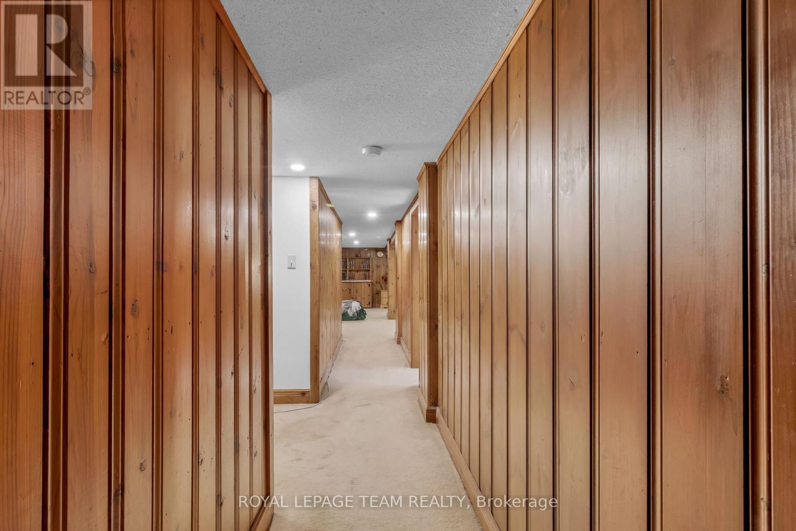 1916 Alta Vista Drive
