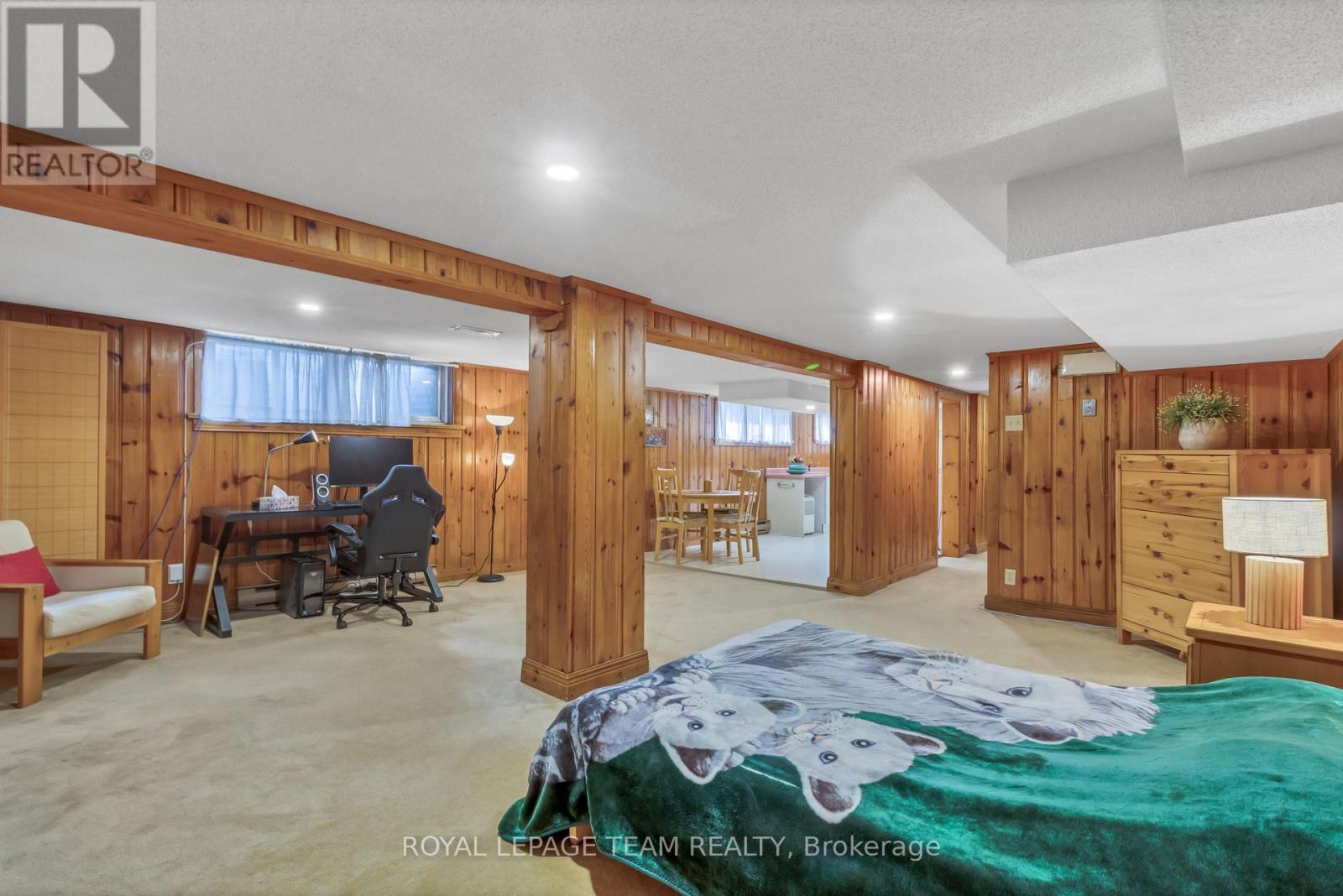 1916 Alta Vista Drive
