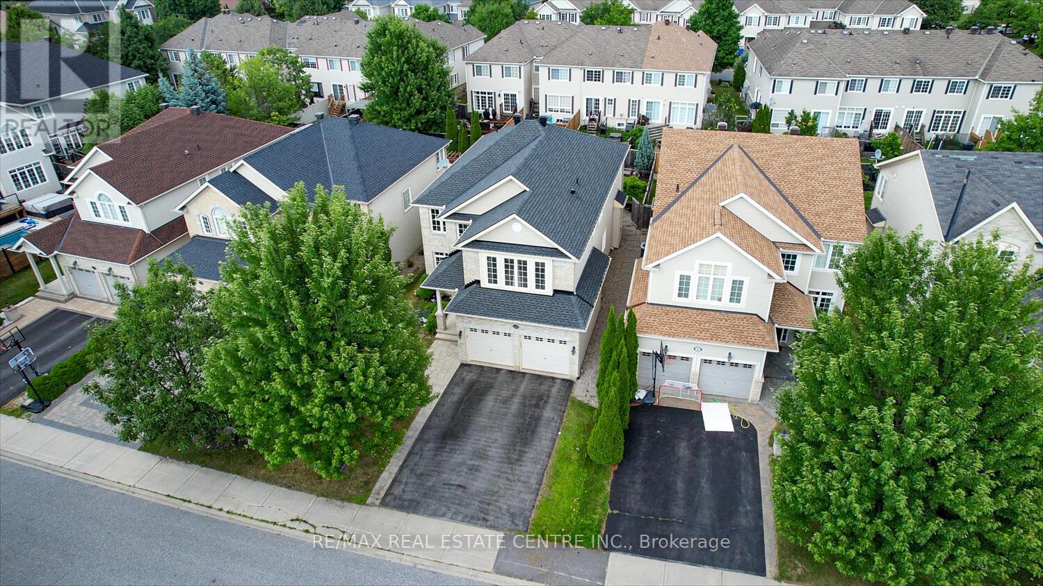 544 Ravendale Way