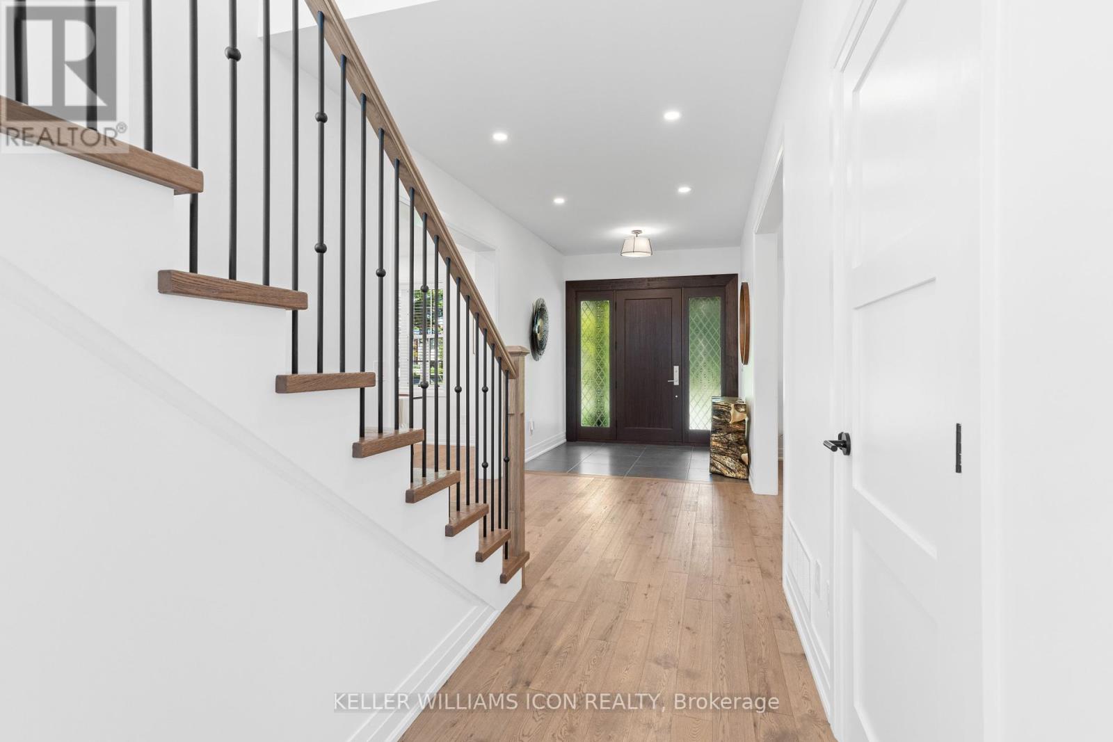 320 Hillcrest Road