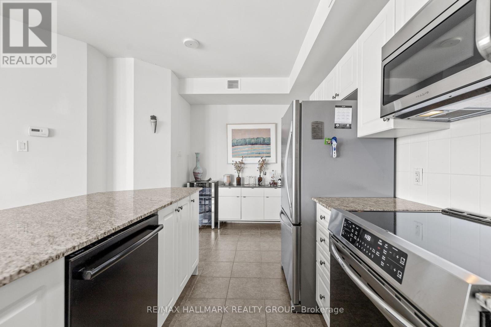 1304 - 90 Landry Street