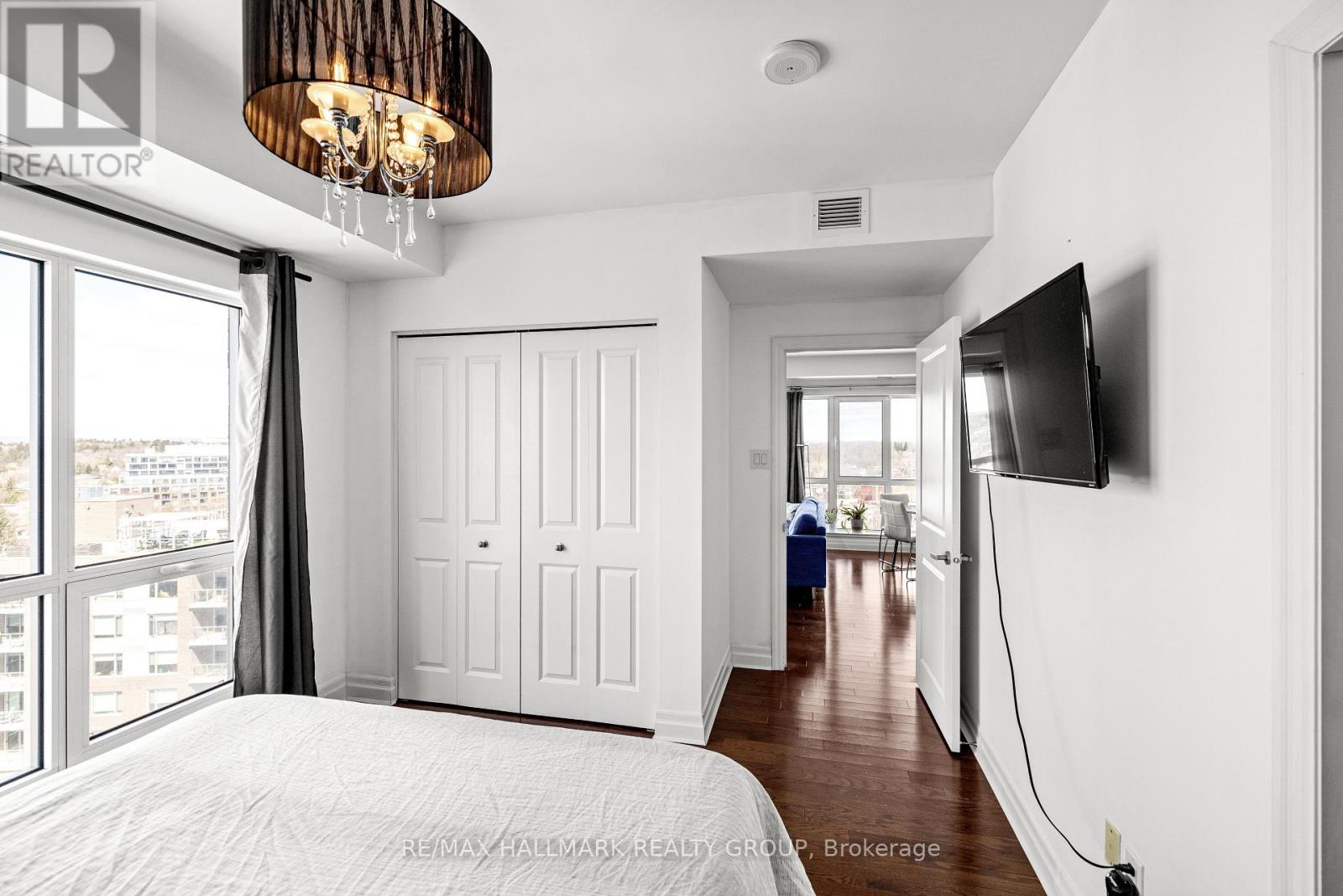1304 - 90 Landry Street