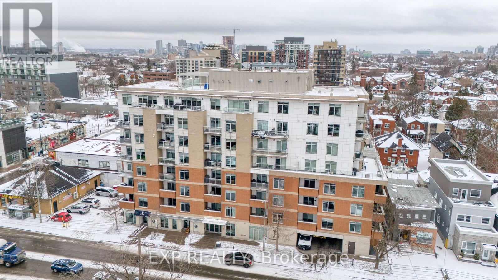 412 - 131 Holland Avenue
