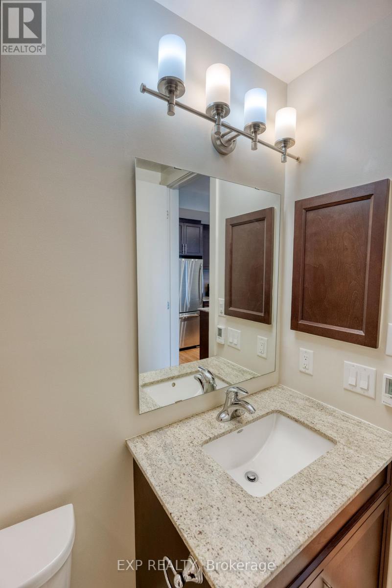 412 - 131 Holland Avenue