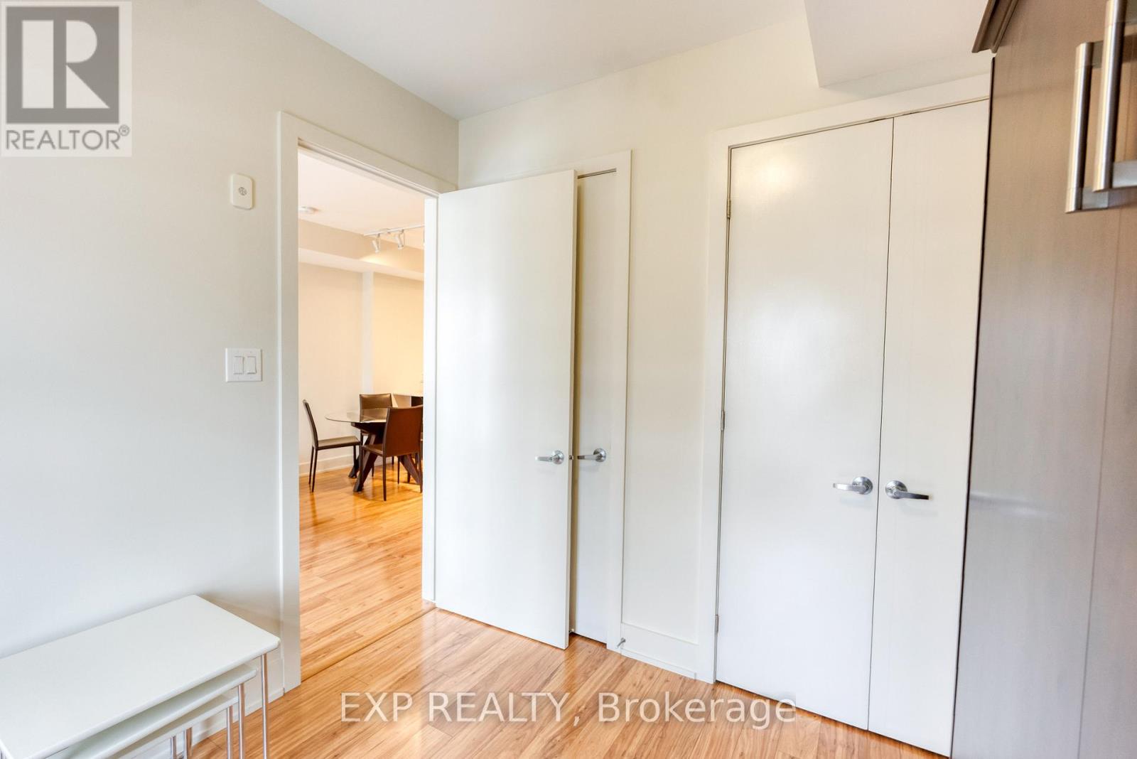 412 - 131 Holland Avenue