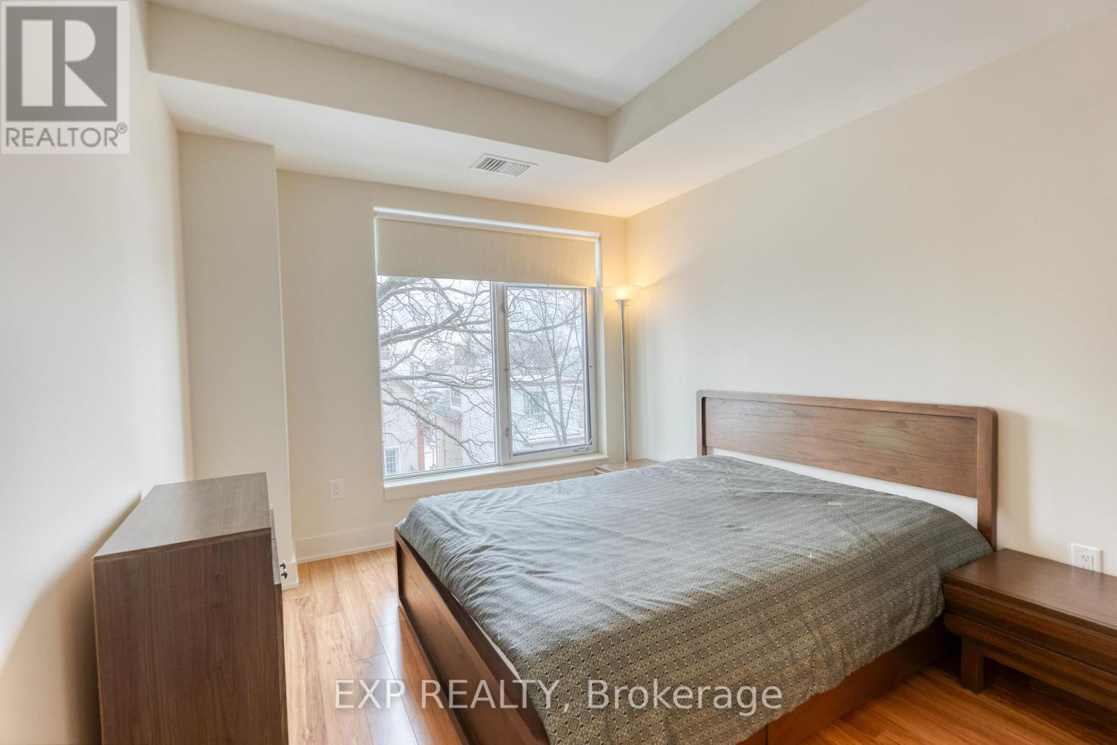 412 - 131 Holland Avenue