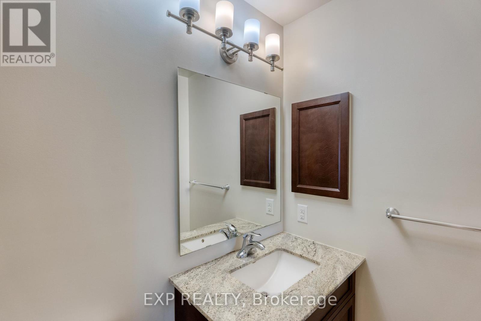 412 - 131 Holland Avenue
