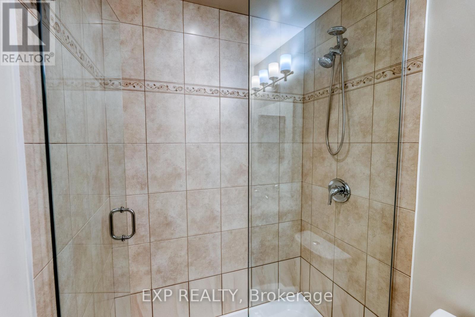 412 - 131 Holland Avenue