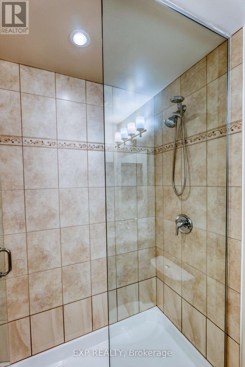 412 - 131 Holland Avenue