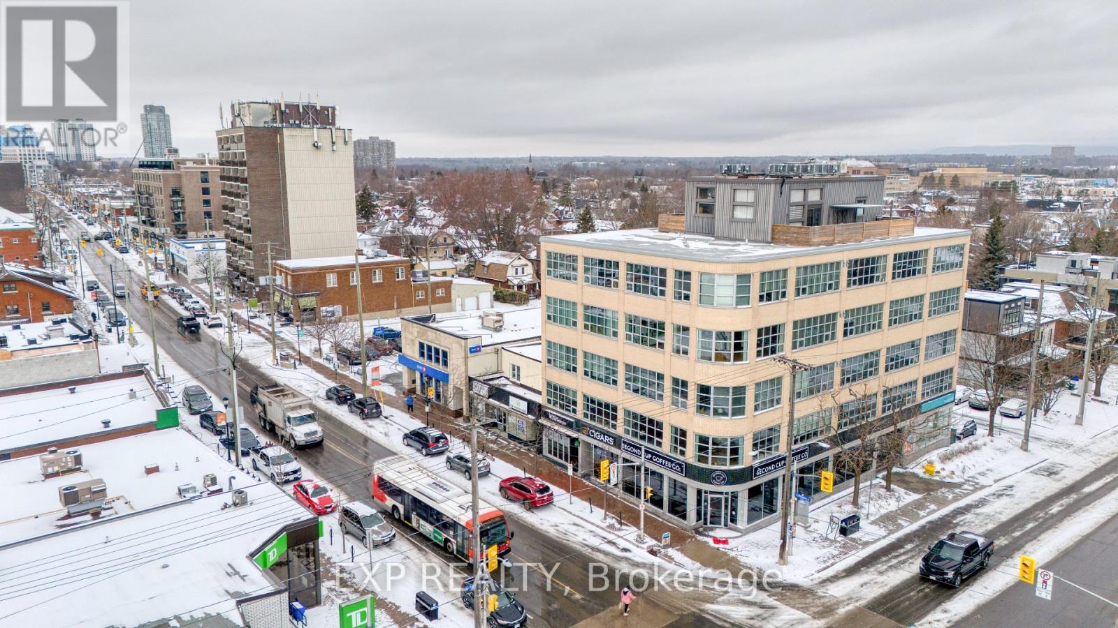 412 - 131 Holland Avenue