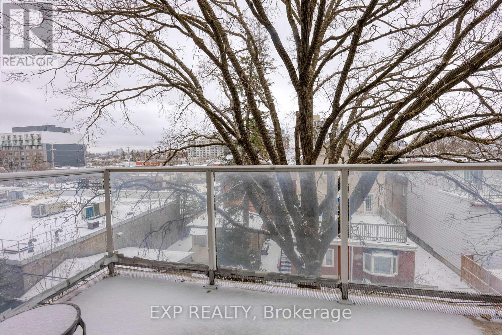 412 - 131 Holland Avenue