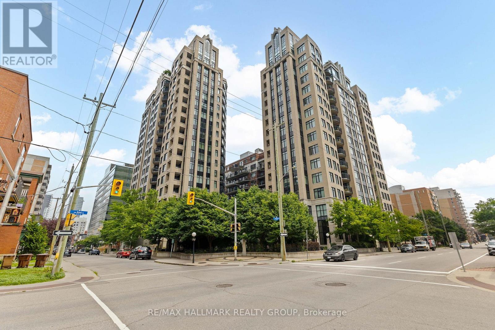 504 - 245 Kent Street