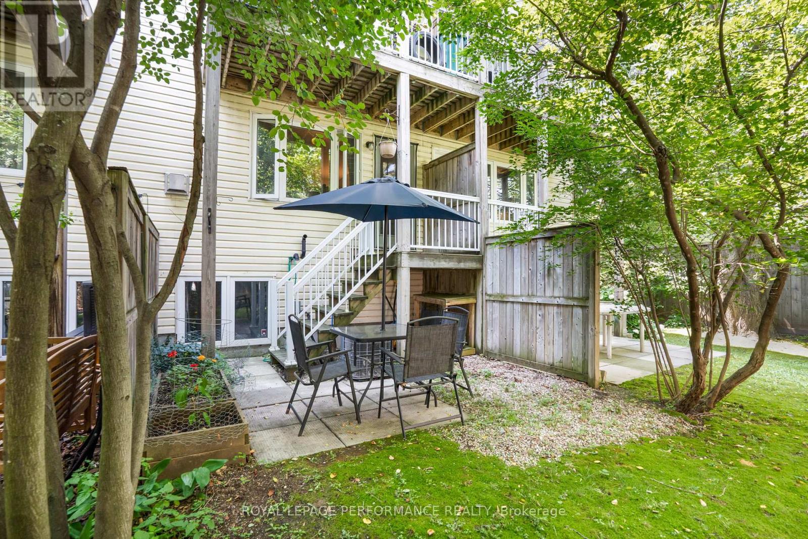 2 - 55 Steele Park Private