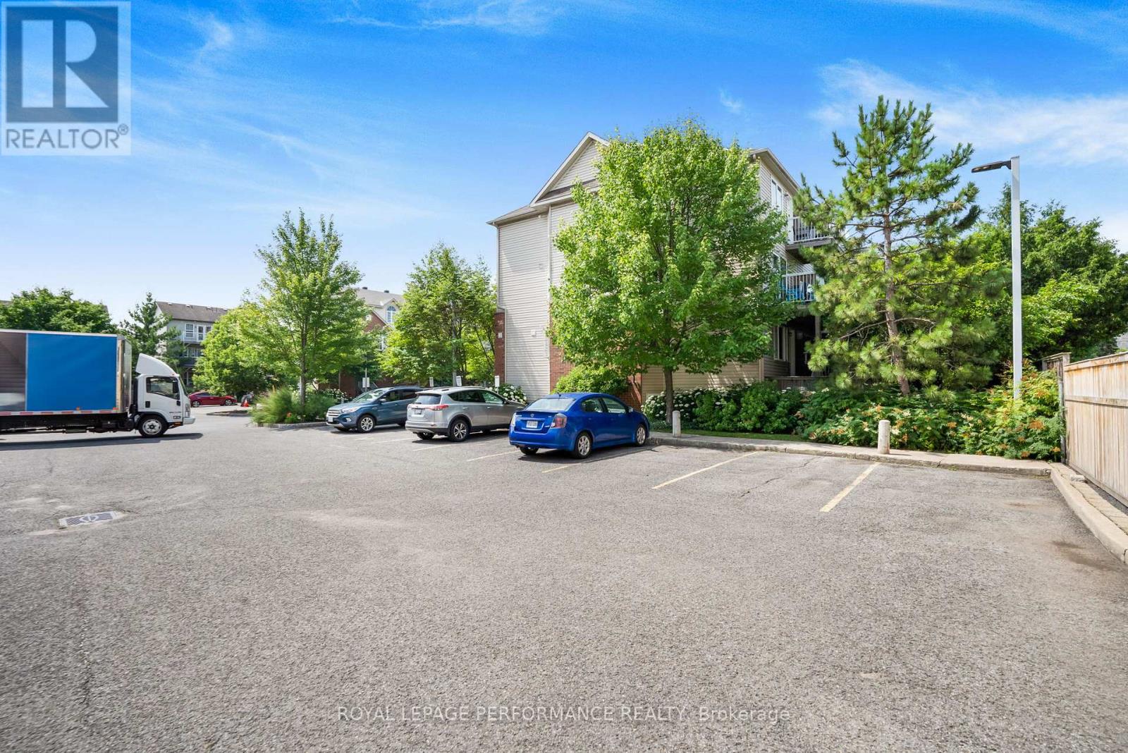2 - 55 Steele Park Private