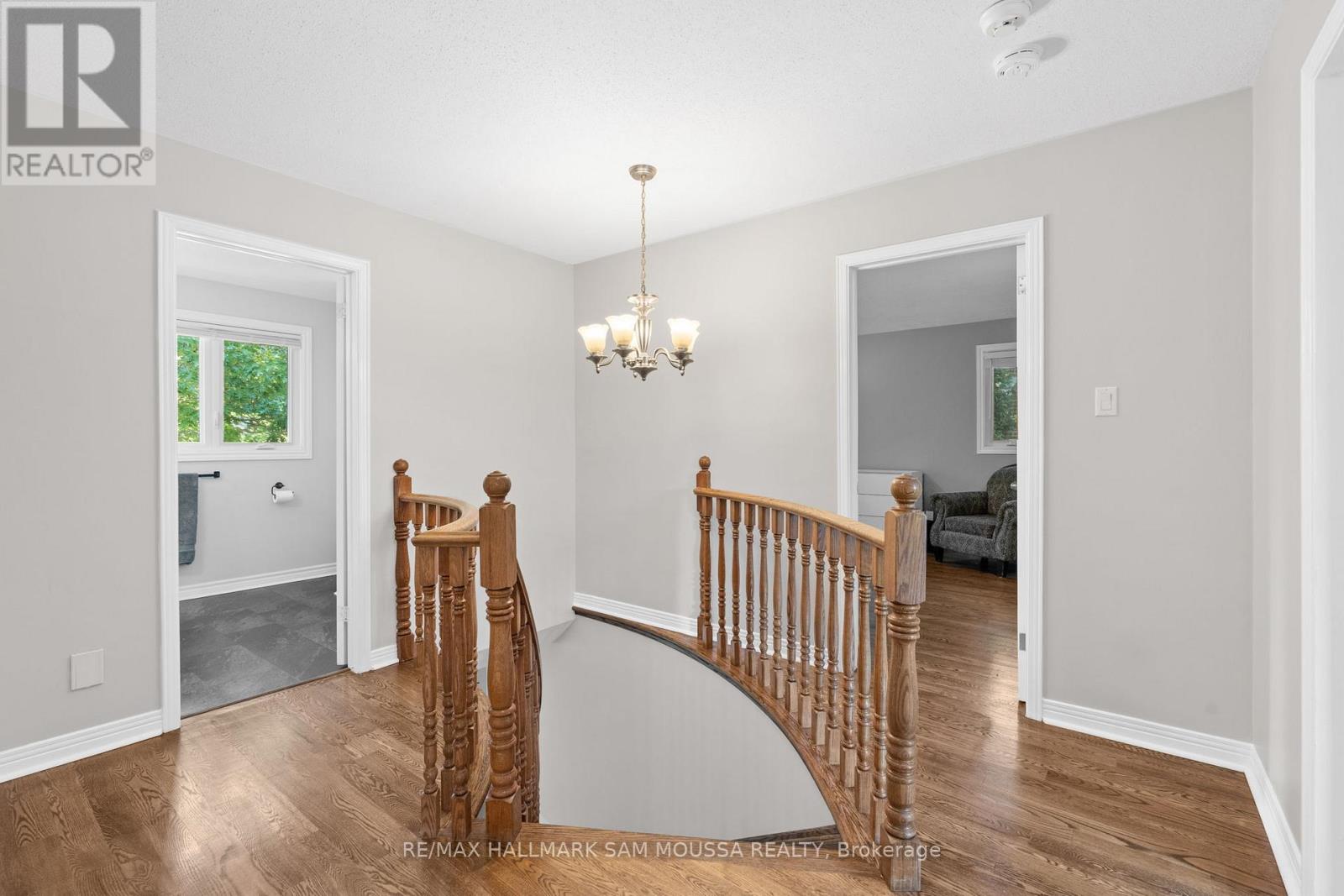 97 Thare Crescent