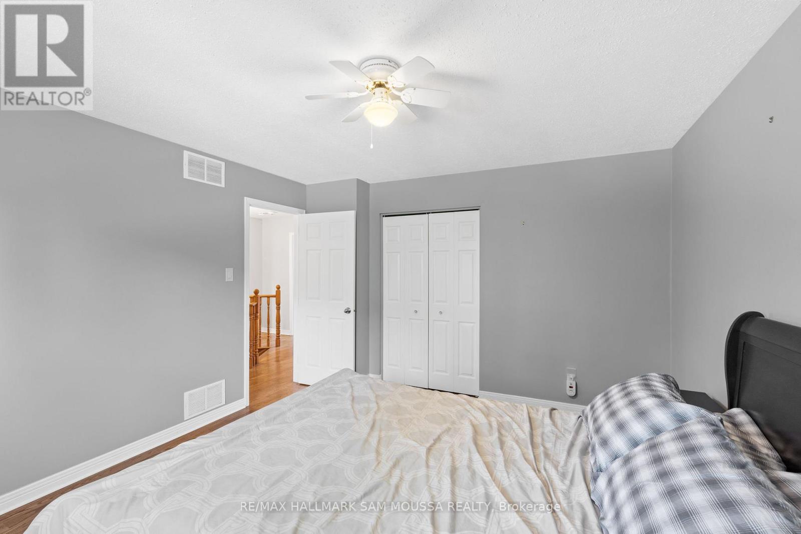 97 Thare Crescent