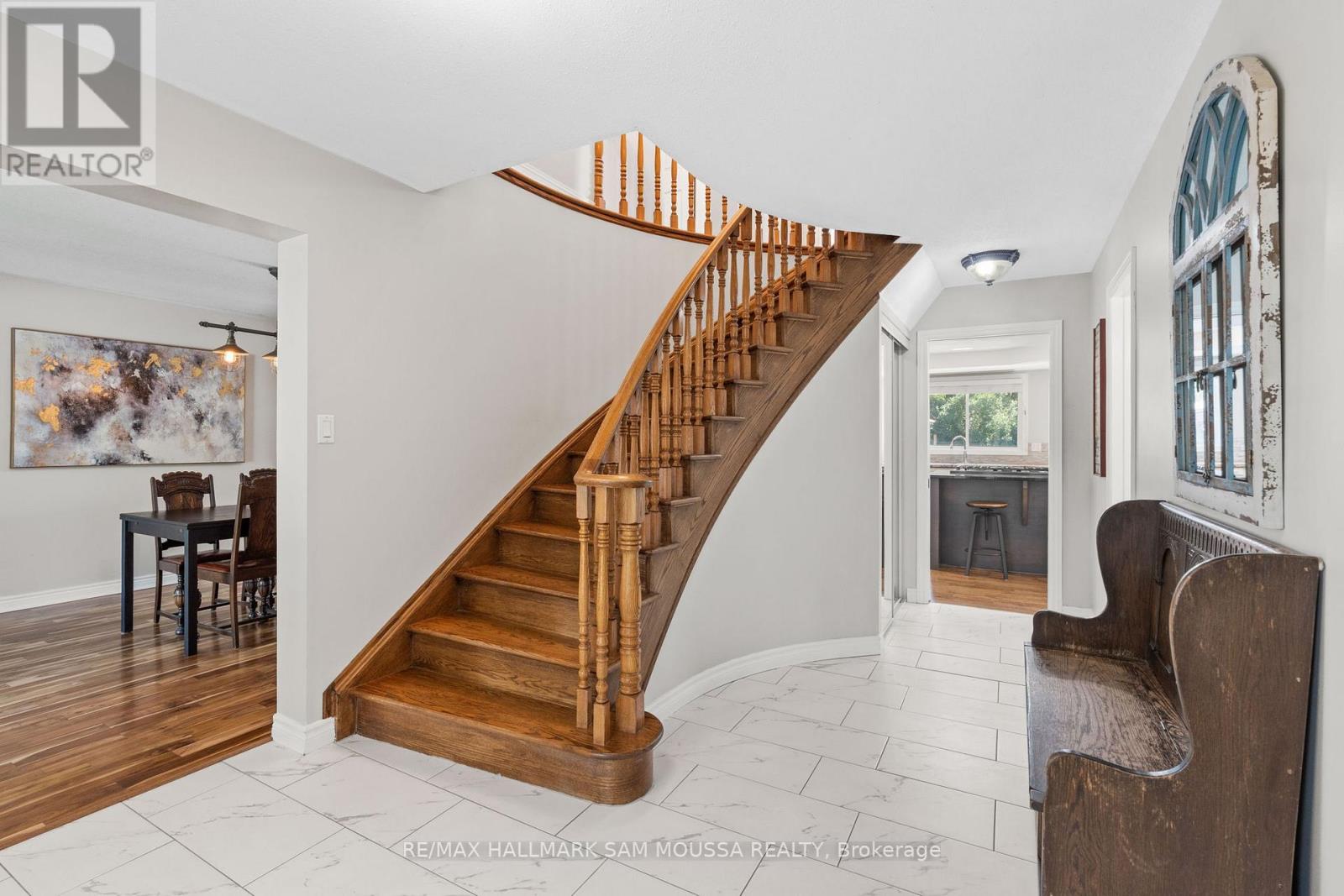 97 Thare Crescent
