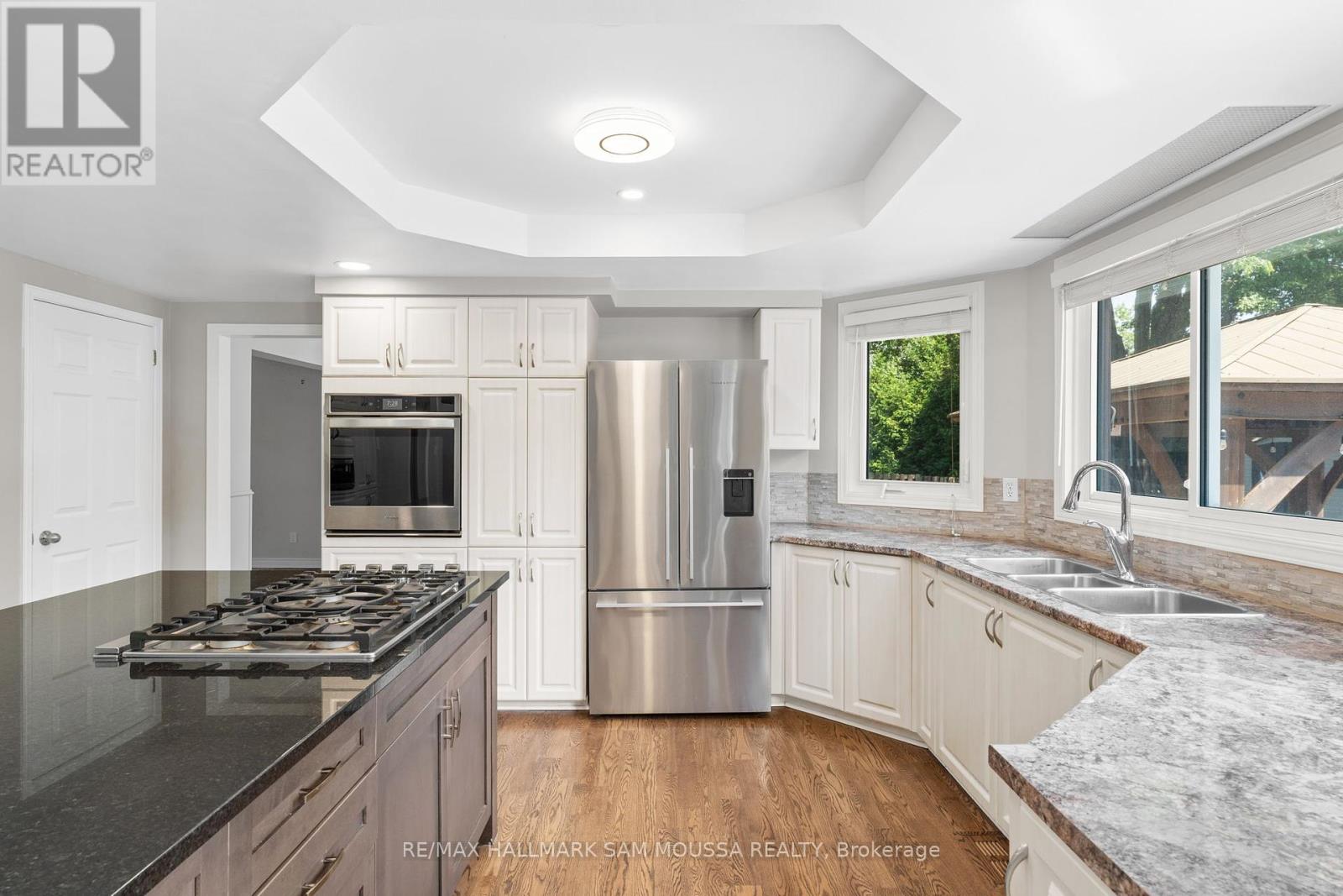 97 Thare Crescent