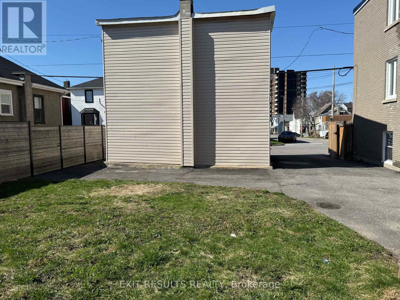292 Richelieu Avenue