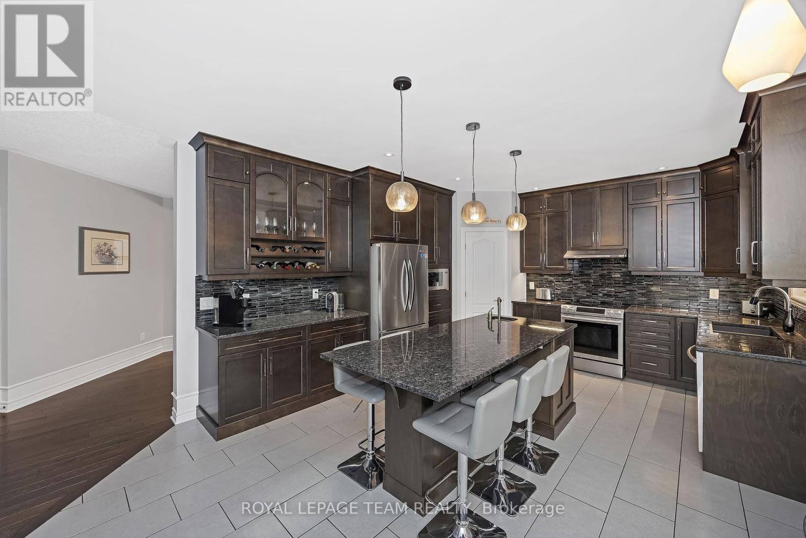 51 Bridle Crest Court