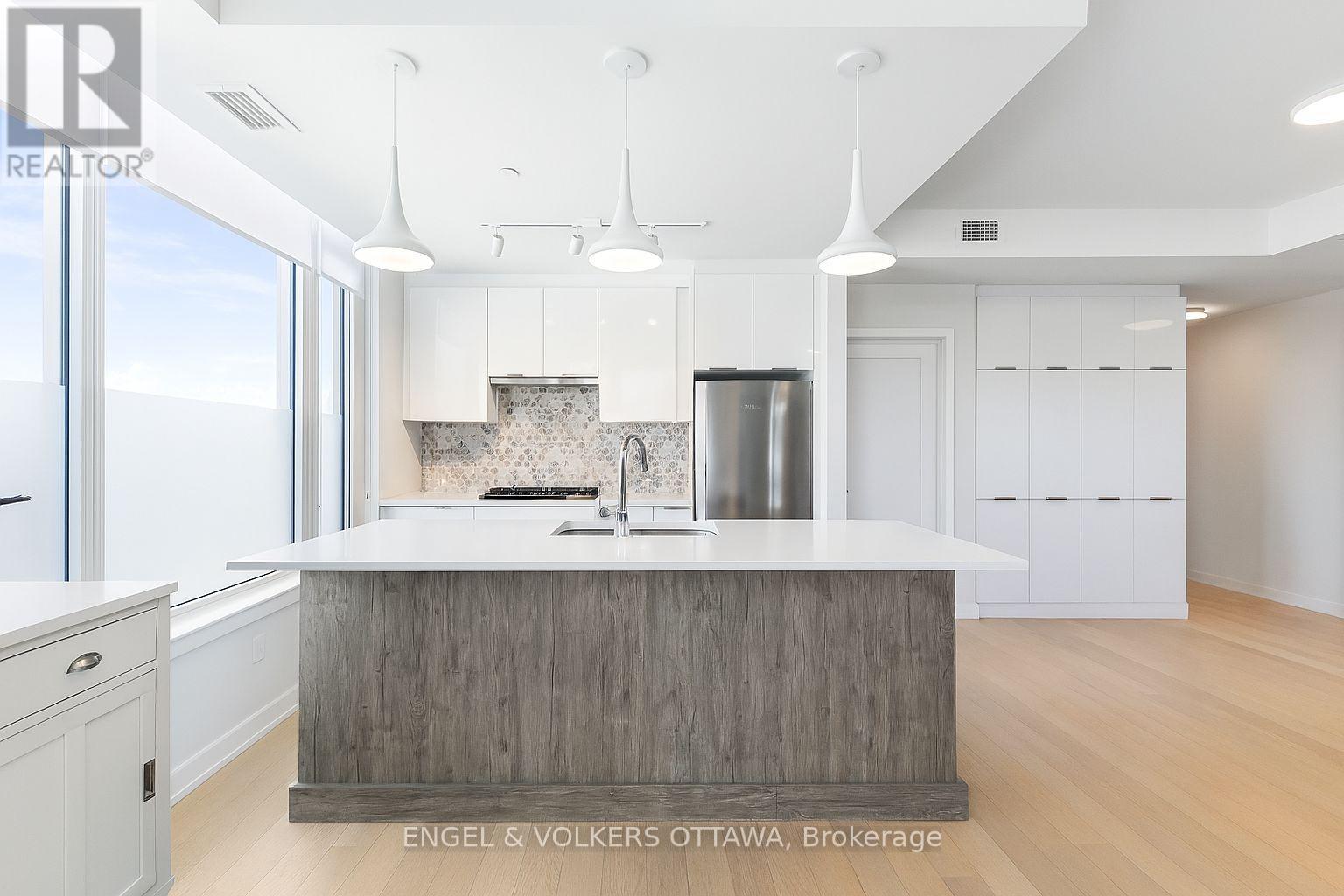 Unit 308 - 570 De Mazenod Avenue