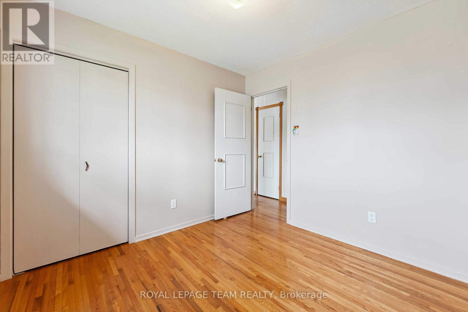 76 Knoxdale Road