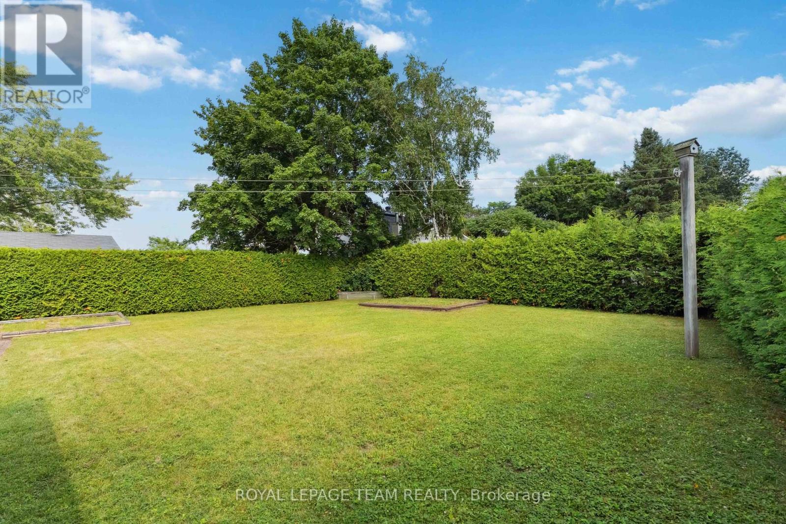 76 Knoxdale Road