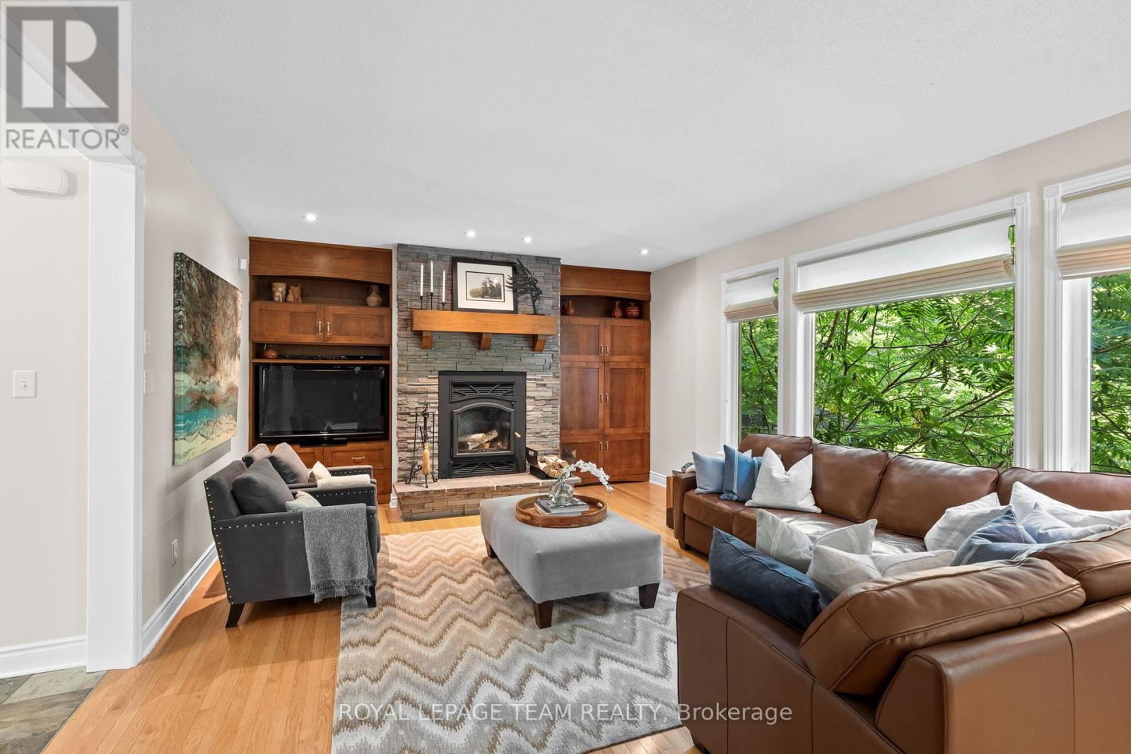 387 Ridgeside Farm Drive