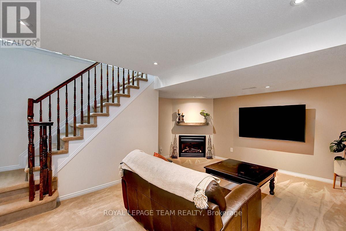 109 Goldwood Private