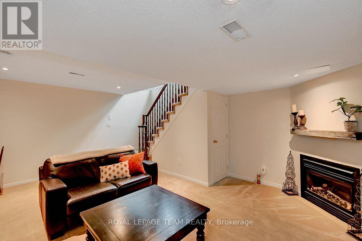 109 Goldwood Private