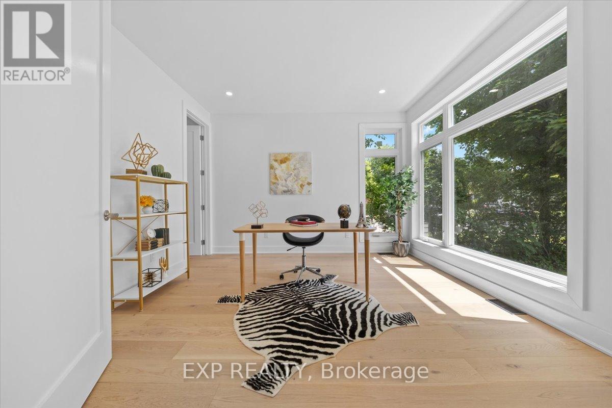 43 St Claire Avenue