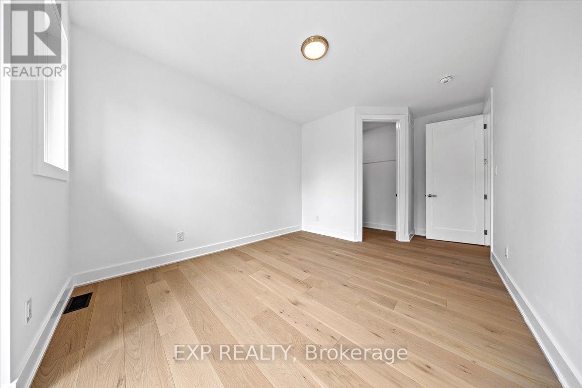 43 St Claire Avenue