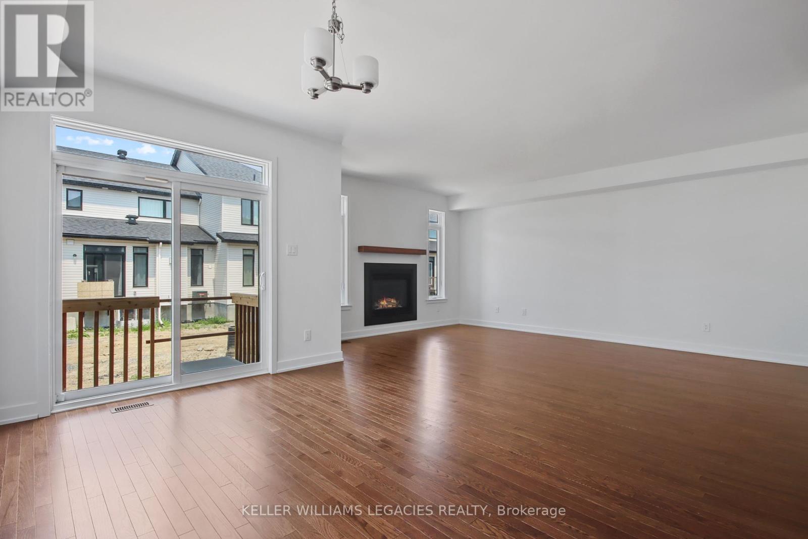 11 Mendoza Way