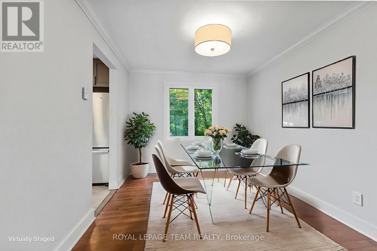 29 Ashgrove Crescent