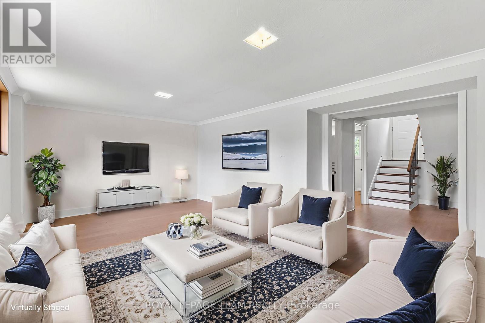 29 Ashgrove Crescent