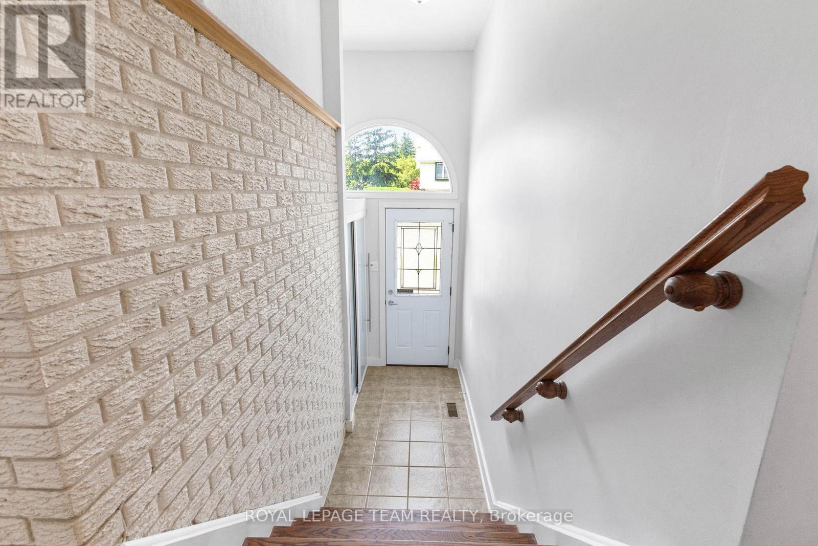 29 Ashgrove Crescent